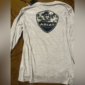 Men’s AriatTek Longsleeve shirt sz M NWT